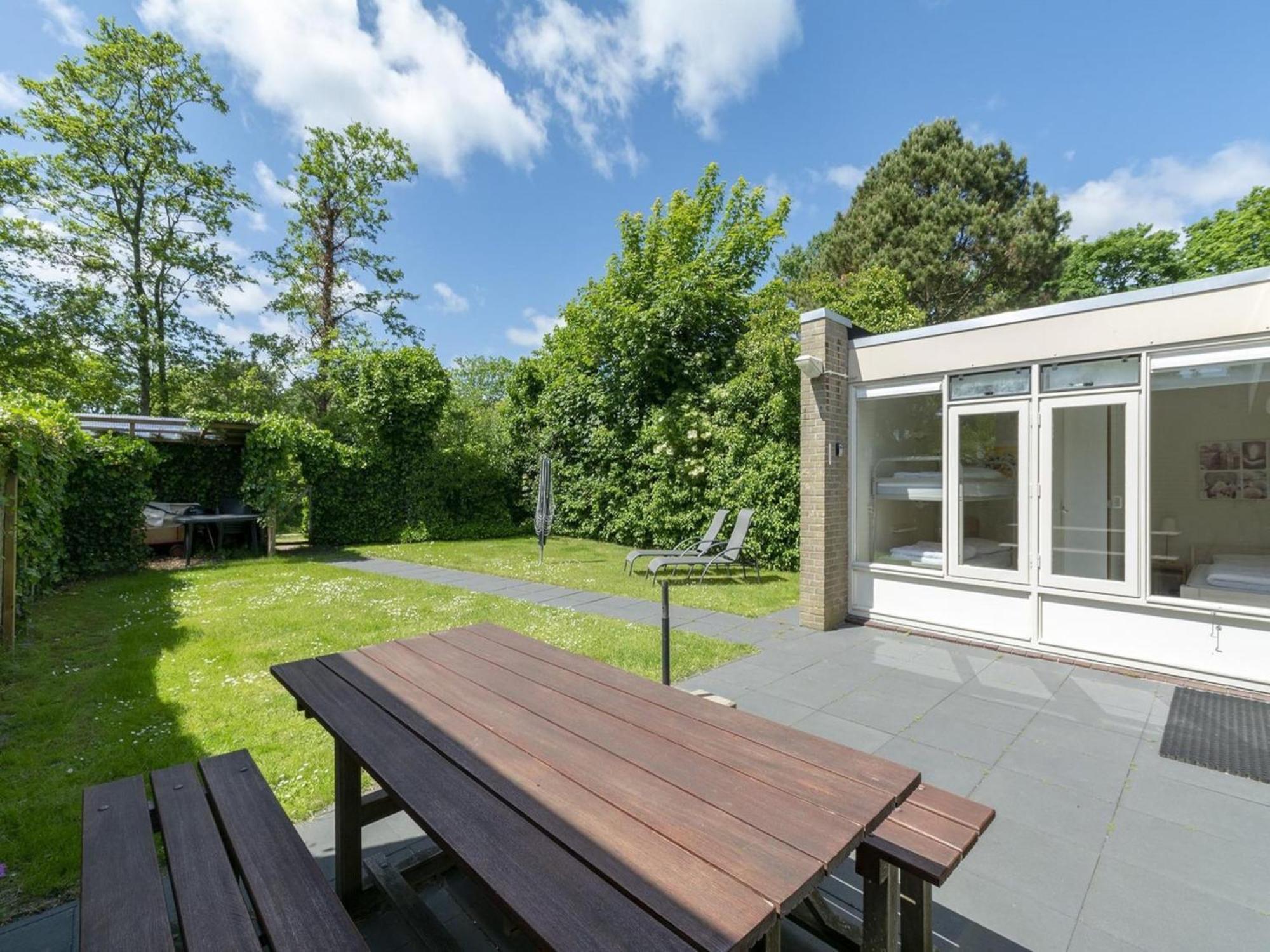 Stylish Bungalow With A Large Garden Sint Maartensvlotbrug Exterior foto