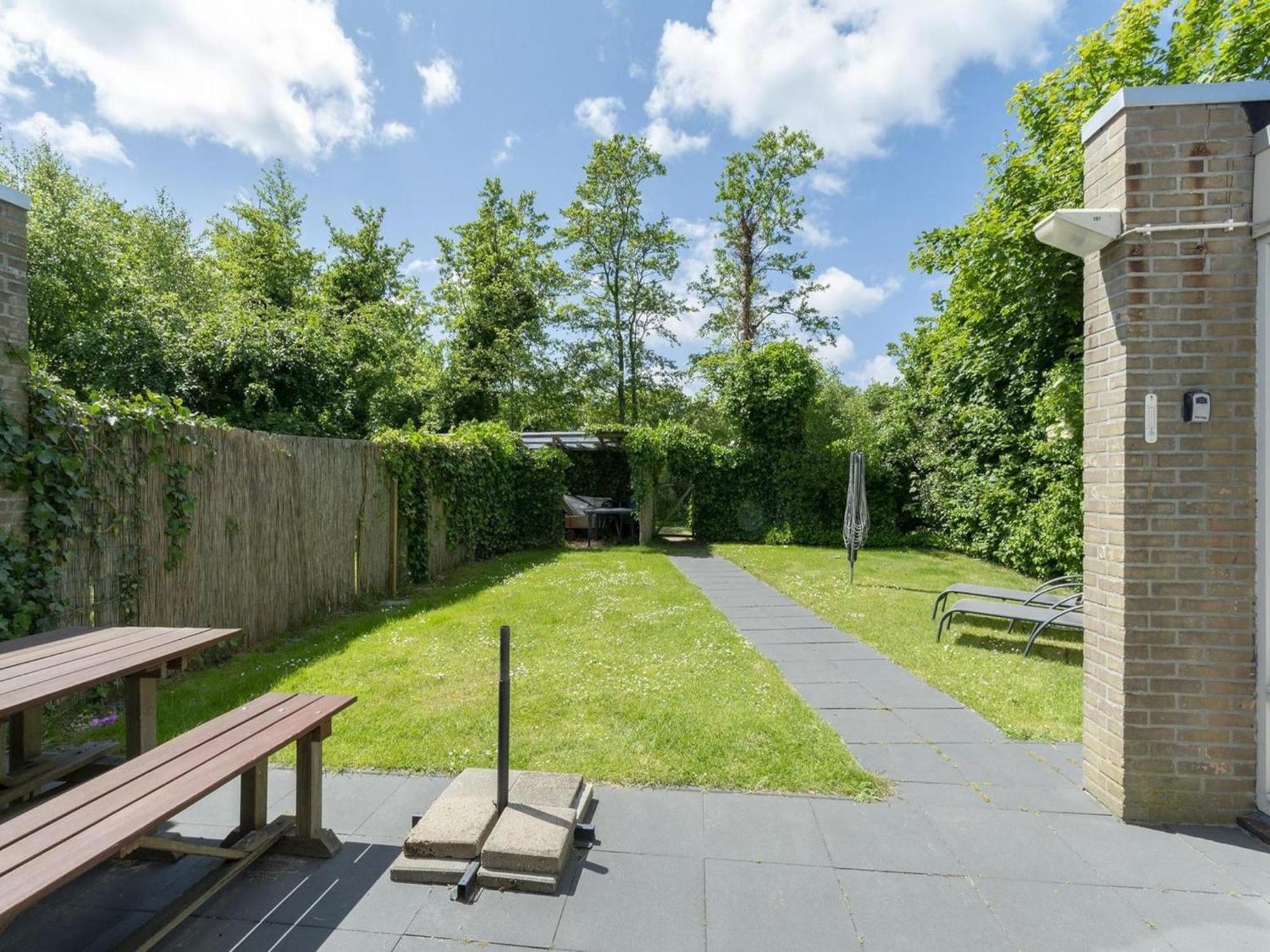 Stylish Bungalow With A Large Garden Sint Maartensvlotbrug Exterior foto